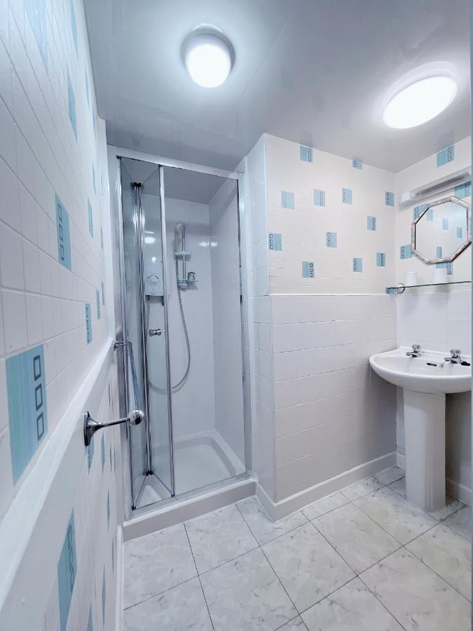 Lily Hotel Μπλάκπουλ Εξωτερικό φωτογραφία