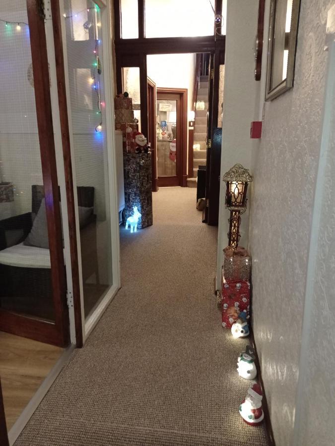 Lily Hotel Μπλάκπουλ Εξωτερικό φωτογραφία